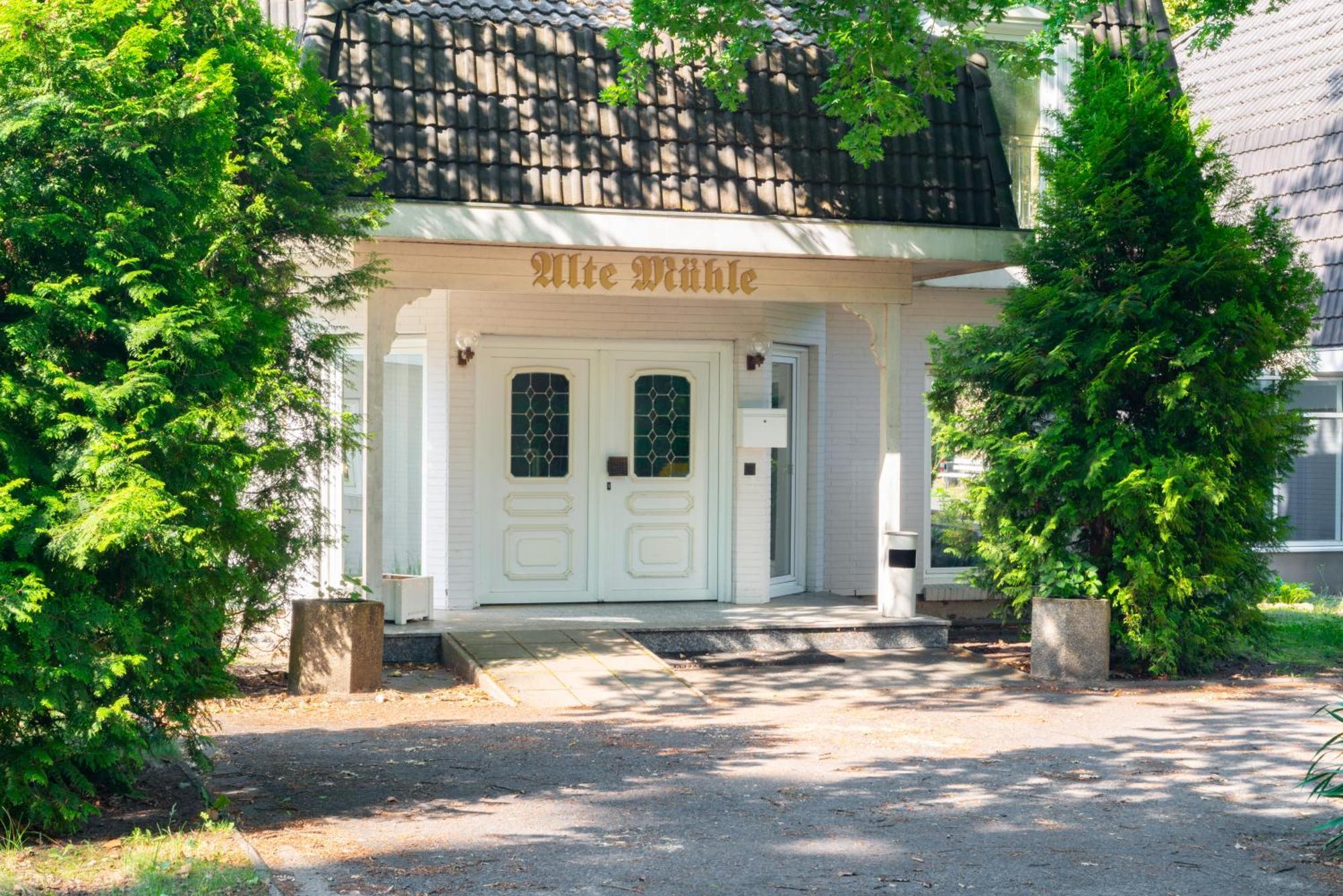 Waldhotel Schoeneiche -Self Check-In- Exterior foto